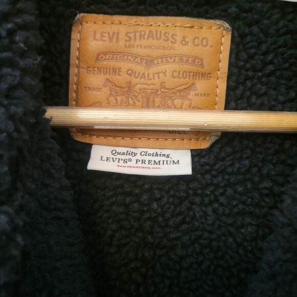 LEVIS LONG SHERPA TRUCKER JACKET - Picture 11 of 11